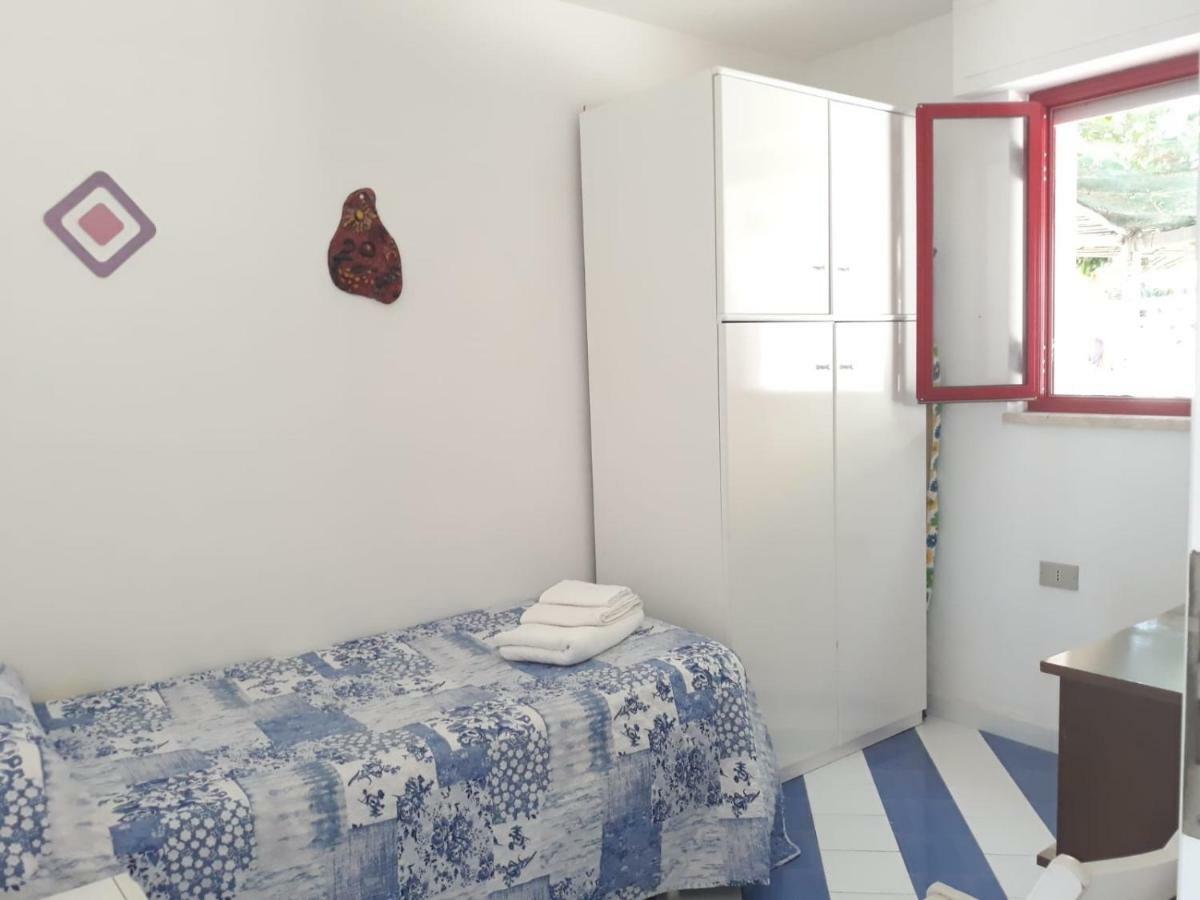 הוילה אלקאמו מרינה Casa Azzurra מראה חיצוני תמונה